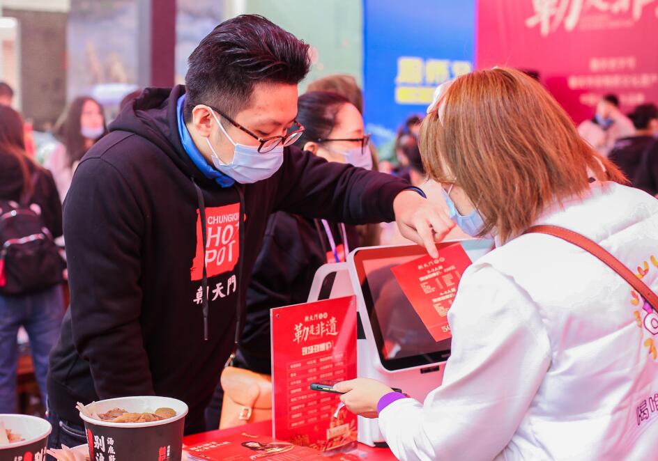 黃石開火鍋加盟店，如何做到半年回本？