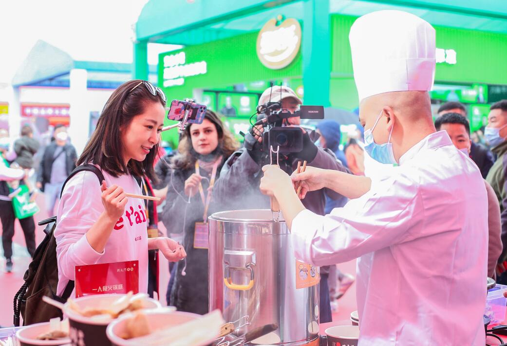 贛州開火鍋加盟店賺錢嗎？受這幾點影響很大！