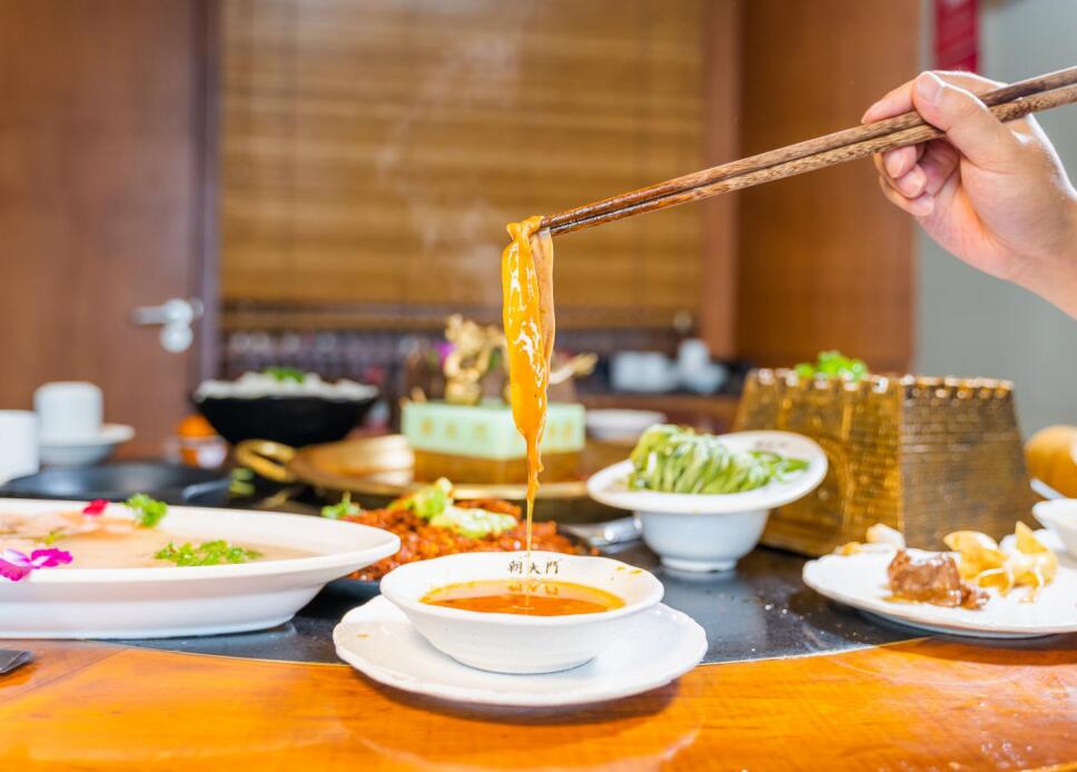 永濟開火鍋加盟店，需購買哪些設備？