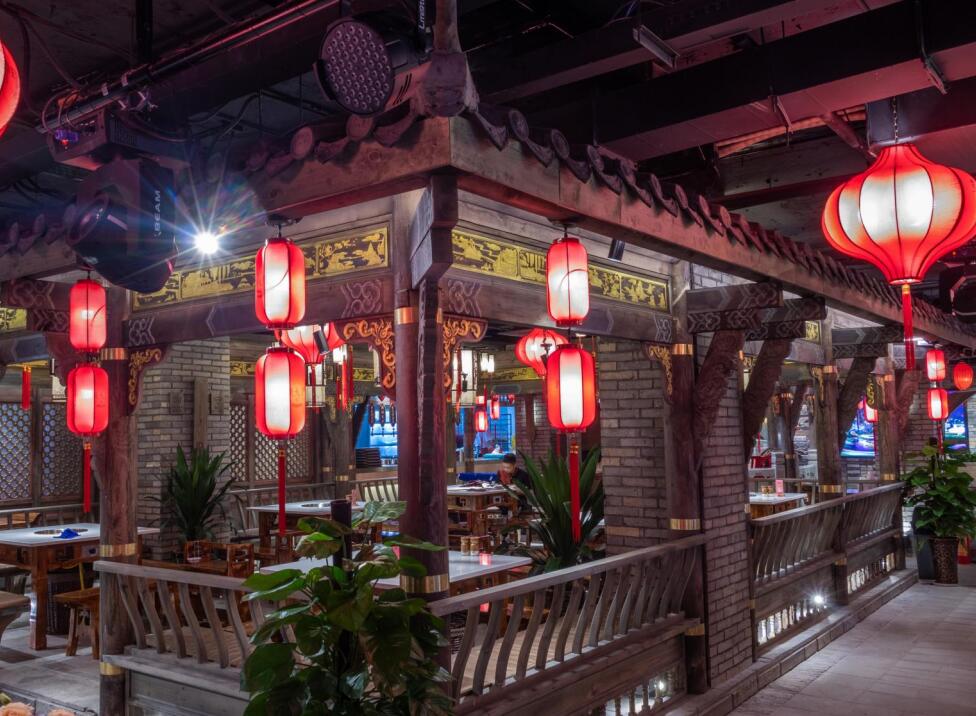 火鍋加盟店有哪些服務禮儀？一起學起來！