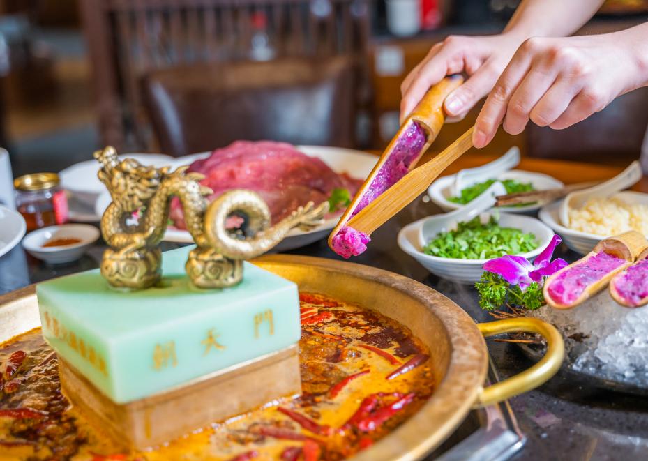 四川有名氣的火鍋品牌有哪些？這家的歷史有點(diǎn)久遠(yuǎn)！