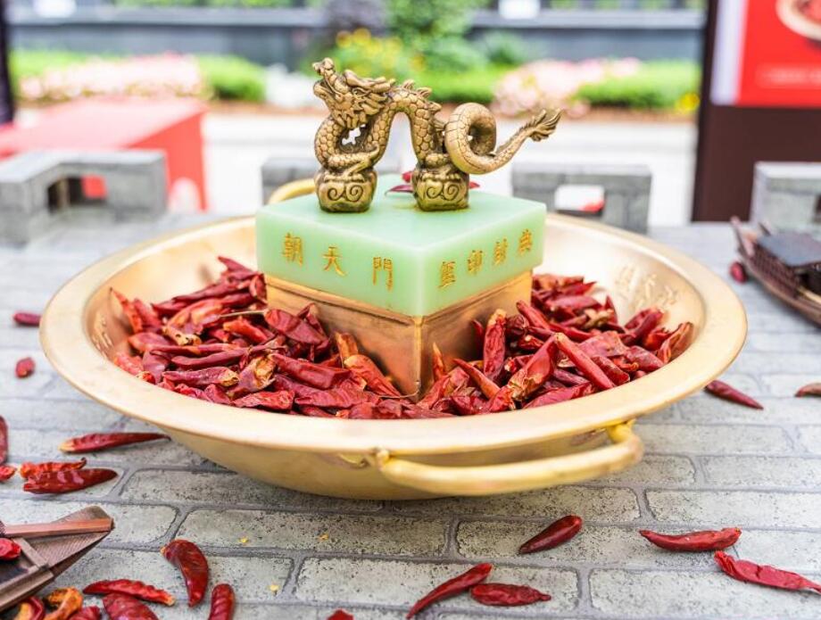 開火鍋店，選址要學(xué)會(huì)這三個(gè)思維！