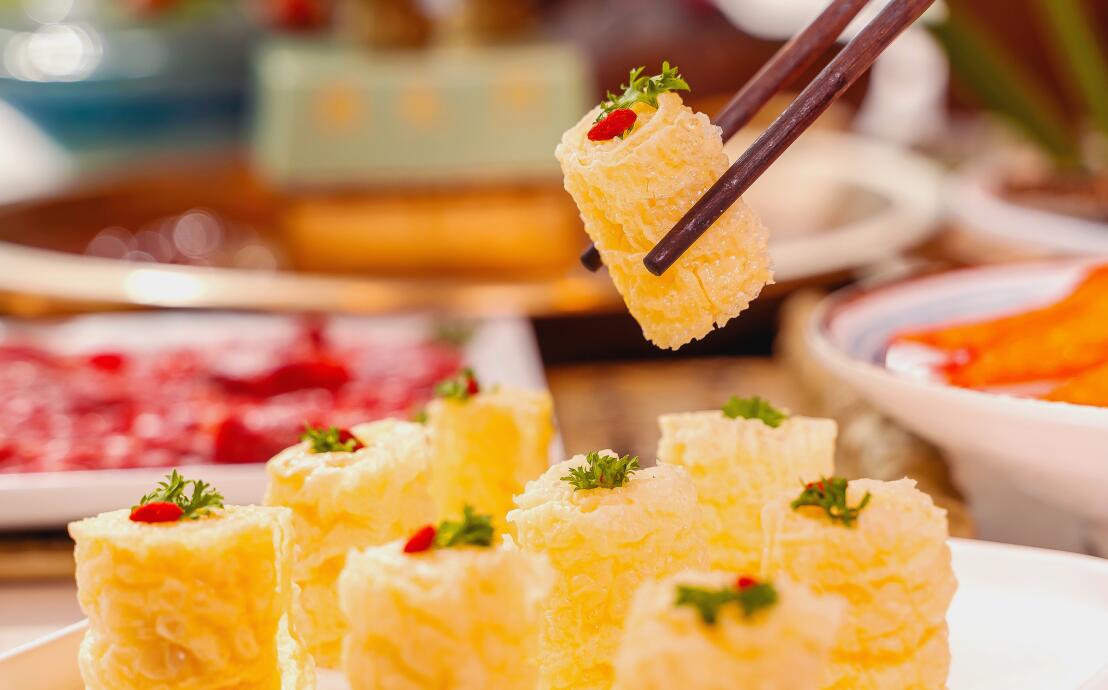 火鍋店應(yīng)該選哪些菜品作為主打爆款？