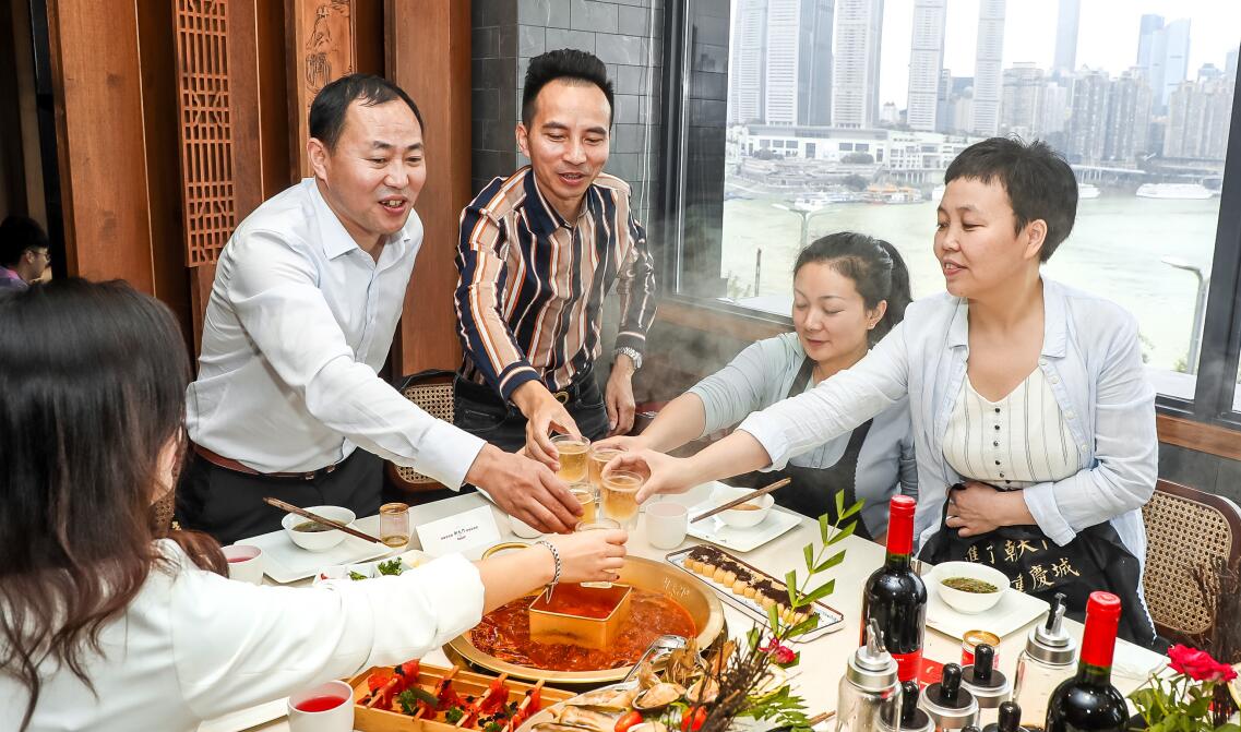 夏天不吃火鍋？做好四點，讓你全場爆滿！